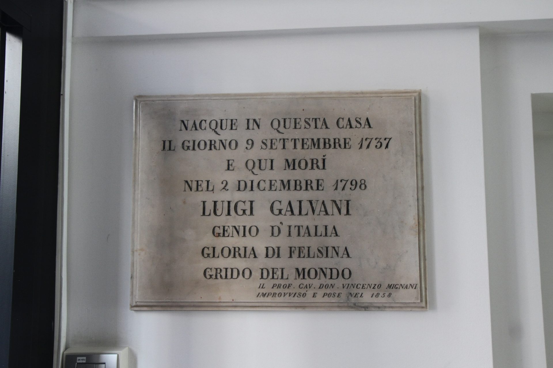 Luigi Galvani's home, Bologna - 08.JPG
